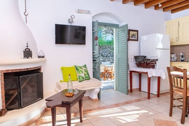 3 Bedroom Authentic Villa with BBQ