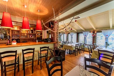 Mavrodimos Guesthouse - Image 5