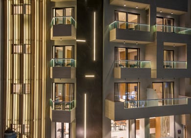 M City Hotel - Image 2