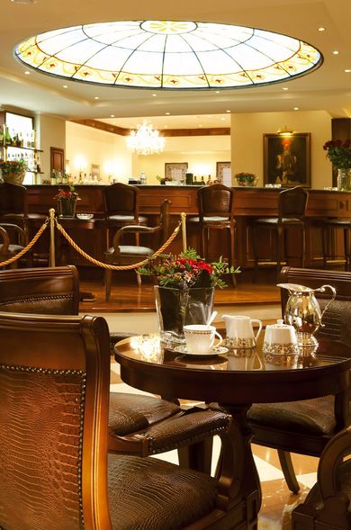 Mediterranean Palace Hotel - Image 5