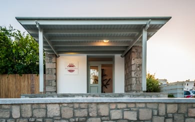 Melagrana Apartments Milos - Image 3