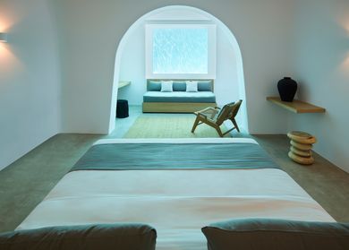 Melidonia Villa with Private Pool Indoor Hot Tub & Caldera View - Georgios