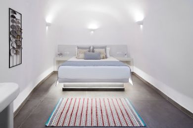 Mellow Luxury Cave