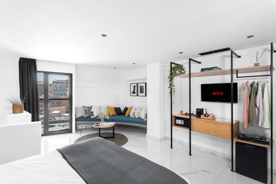 MELO Athens - Image 5