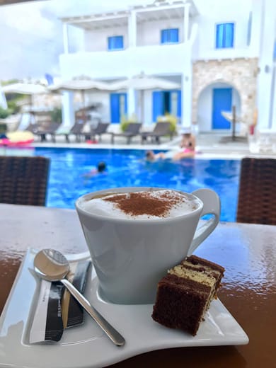 Mer Bleu Luxury Apartments Paros - Image 2