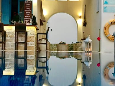 Mer Bleu Luxury Apartments Paros - Image 4
