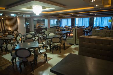 Metropolitan Hotel - Image 7