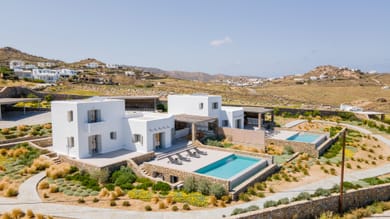 3 Beds | Villa Aperanto | Kalafatis