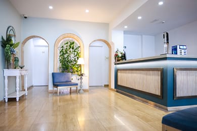 Mikes Kanarium City Hotel - Image 2