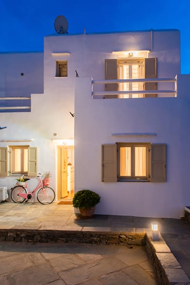 Miles Away Sifnos - Image 3