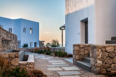 Milos Breeze Boutique Hotel - Image 3