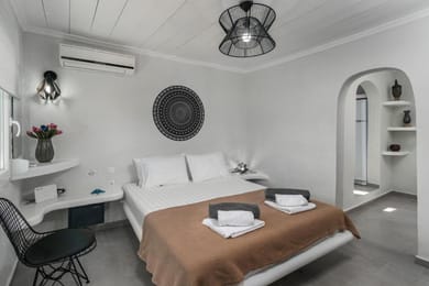 Tsakonas Home Mandrakia