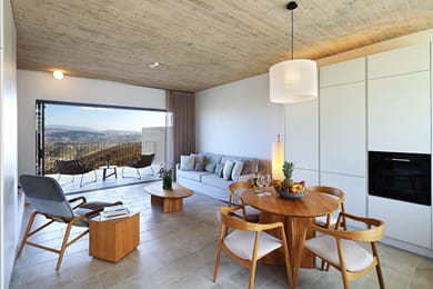 Ezousa Executive Suite
