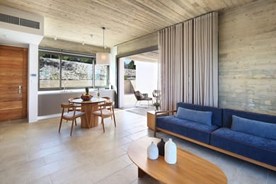Ezousa Luxe Suite