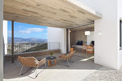 Ezousa Luxe Suite