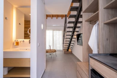 Deluxe Maisonette with Balcony Pool View