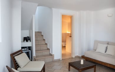 Junior Suite with Caldera View