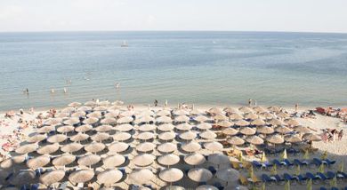 Mistral Seaside Hotel - Image 3