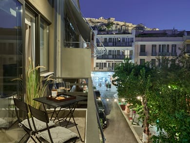 Momo Suites Acropolis by Aura Homes - Image 3