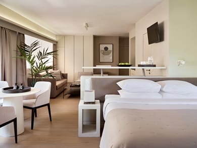 Momo Suites Acropolis by Aura Homes - Image 6