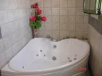 2-Bedroom Spa Bath | Villa Cleo