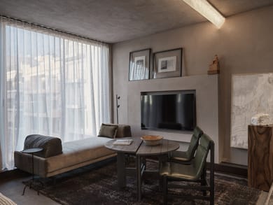 Corner City View Suite