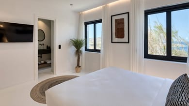 Villa Eden | 6 Bedrooms | Town