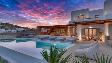 Villa Kygo | 5 Bedrooms | Kalafatis