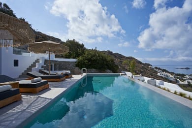 Villa Elysia | 9 Bedrooms | Plaka