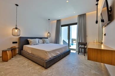 Villa Inessa | 6 Bedrooms | Plaka