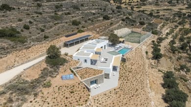 Villa Alaia | 7 Bedrooms | Farangas
