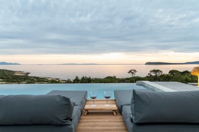 Villa Bliss | 4 Bedrooms | Farangas
