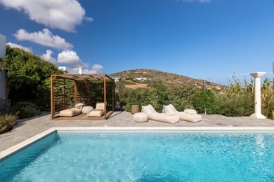 Villa Zephyr | 4 Bedrooms | Isterni
