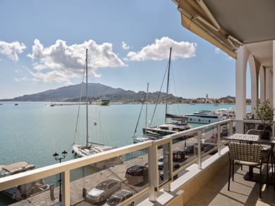 Monopolio Waterfront Apartment - Image 3