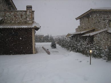 Mountain Chalet Livadi - Image 7