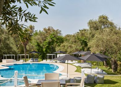 Mr & Mrs White Corfu - Image 7