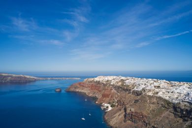 Mr. & Mrs. White Oia - Santorini - Image 3