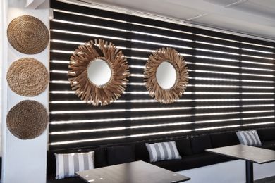 Mr. & Mrs. White Oia - Santorini - Image 4