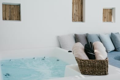 Deluxe Double Room with Jet Tub