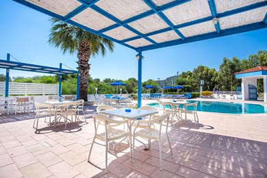Muses Hotel - Image 4