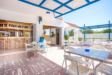 Muses Hotel - Image 5