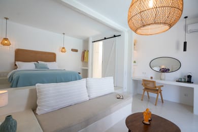 Junior Suite with Pool View