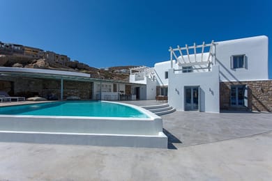 Celeste Villa | St Constantine