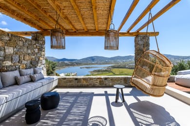 Signature Suite with Jacuzzi | Panormos