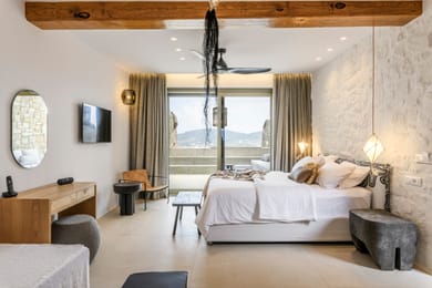 Junior Suite with Jacuzzi | Panormos