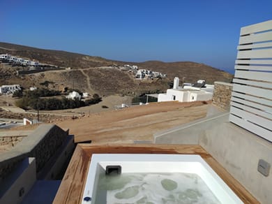 Adonis Suite with Jacuzzi | Merchia Beach