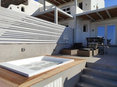 Adonis Suite with Jacuzzi | Merchia Beach