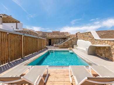 Apollo Beach Front Suite with Private Pool & Sea View -2BDR – Merchia beach