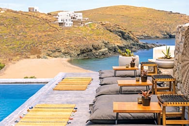 Grey Residence | Merchia Beach