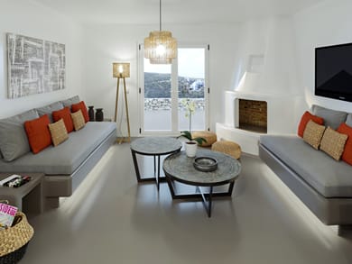 Deluxe Residence with Jacuzzi | Merchia Beach